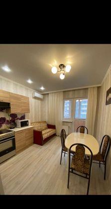 Продажа 1-комнатной квартиры, Краснодар, улица Петра Метальникова,  5к1