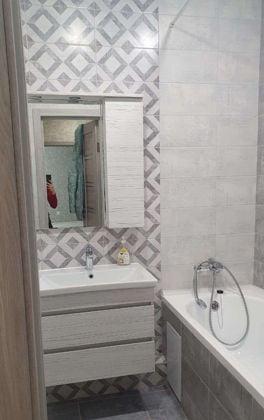 Продажа 2-комнатной квартиры, Краснодар, улица Адмирала Серебрякова,  3к1