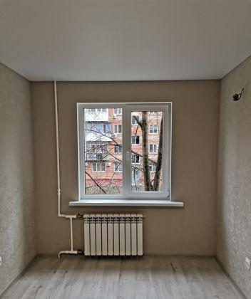 Продажа 2-комнатной квартиры, Краснодар, улица Красных Партизан,  161/2