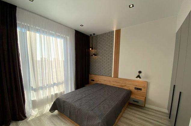 Продажа 1-комнатной квартиры, Краснодар, проспект Чекистов,  37