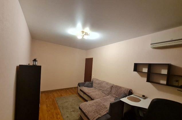 Продажа 1-комнатной квартиры, Краснодар, улица имени 40-летия Победы,  141