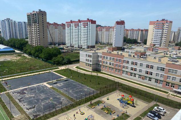 Продажа 2-комнатной квартиры, Краснодар, улица Героя А.А. Аверкиева,  34