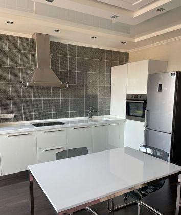 Продажа 3-комнатной квартиры, Краснодар, улица имени С.С. Прокофьева,  35