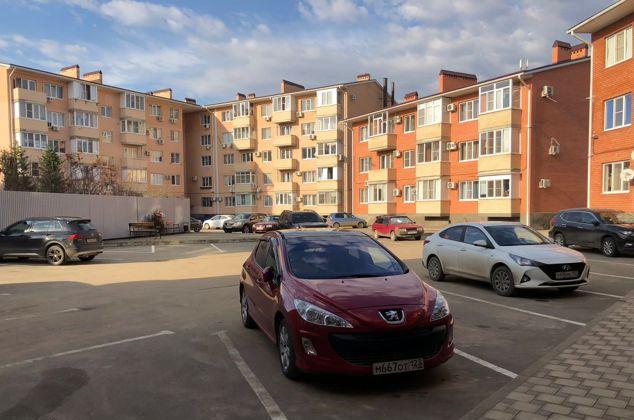 Продажа 1-комнатной квартиры, Краснодар, Сахалинская улица,  12