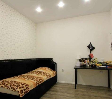 Продажа 2-комнатной квартиры, Краснодар, Командорская улица,  3к2