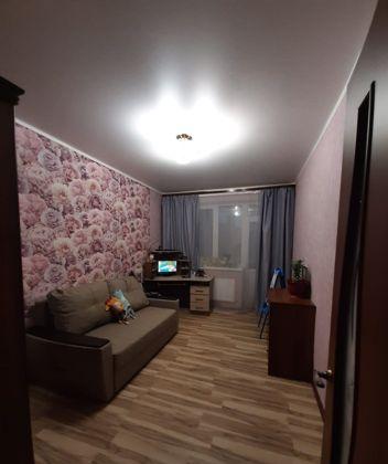 Продажа 2-комнатной квартиры, Краснодар, улица имени Сергея Есенина,  98