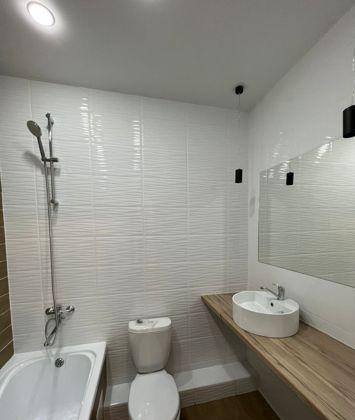 Продажа 2-комнатной квартиры, Краснодар, улица Петра Метальникова,  1