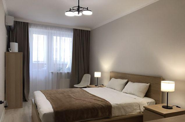 Продажа 2-комнатной квартиры, Краснодар, улица Петра Метальникова,  5к2