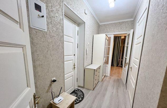 Продажа 1-комнатной квартиры, Краснодар, улица Гагарина,  83