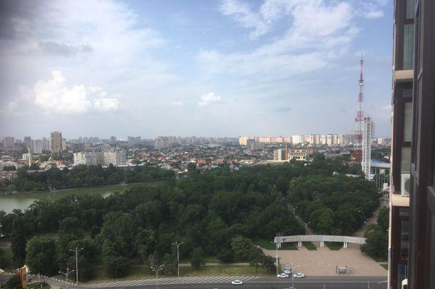 Продажа 3-комнатной квартиры, Краснодар, Железнодорожная улица,  24