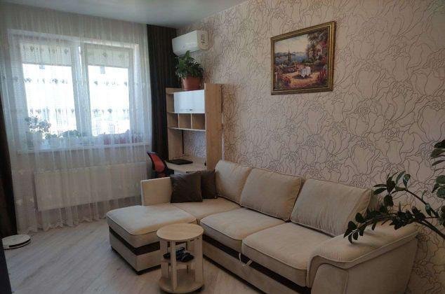 Продажа 1-комнатной квартиры, Краснодар, Гаражная улица,  156к1