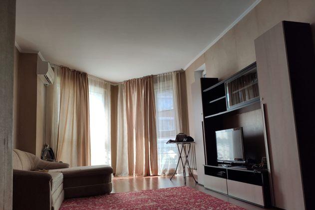 Продажа 1-комнатной квартиры, Краснодар, проспект Чекистов,  6