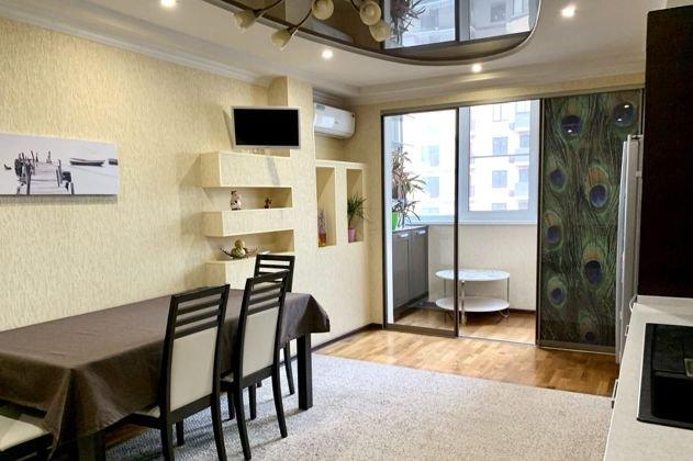 Продажа 3-комнатной квартиры, Краснодар, улица Монтажников,  5