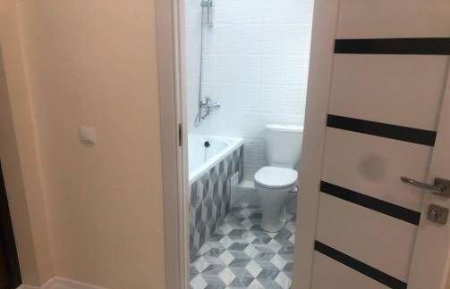 Продажа 2-комнатной квартиры, Краснодар, улица Евгении Жигуленко,  13с1