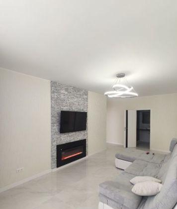 Продажа 2-комнатной квартиры, Краснодар, Платановый бульвар,  12