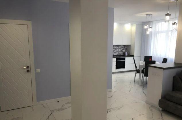 Продажа 1-комнатной квартиры, Краснодар, улица 70-летия Октября,  12/1