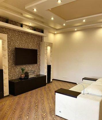 Продажа 3-комнатной квартиры, Краснодар, улица Дзержинского,  26/1