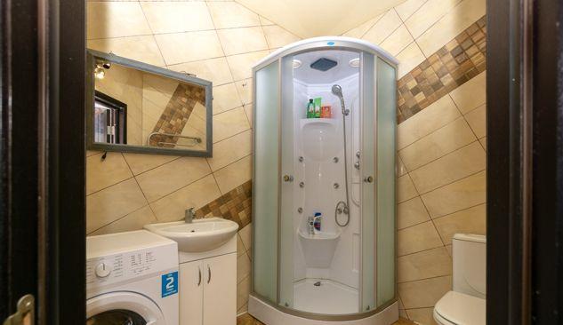 Продажа 2-комнатной квартиры, Краснодар, Домбайская улица,  9