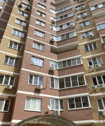 Продажа 1-комнатной квартиры, Краснодар, улица имени 40-летия Победы,  184к2