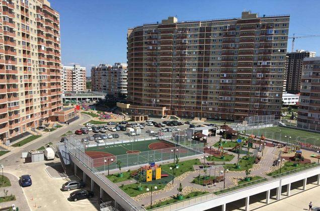 Продажа 2-комнатной квартиры, Краснодар, Командорская улица,  3к2