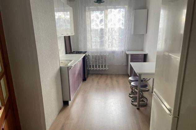 Продажа 2-комнатной квартиры, Краснодар, улица Гагарина,  170