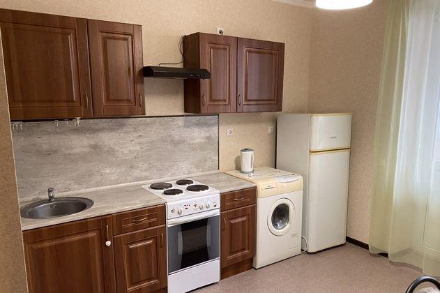 Продажа 1-комнатной квартиры, Краснодар, улица им. Героя Яцкова И.В.,  10