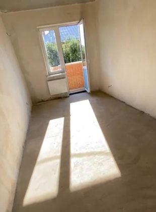 Продажа 2-комнатной квартиры, Краснодар, Российская улица,  337