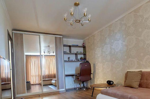 Продажа 1-комнатной квартиры, Краснодар, улица имени Дунаевского И.И.,  8