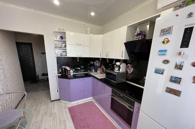 Продажа 2-комнатной квартиры, Краснодар, улица Петра Метальникова,  28