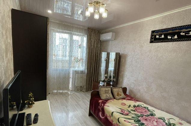 Продажа 2-комнатной квартиры, Краснодар, улица Петра Метальникова,  28