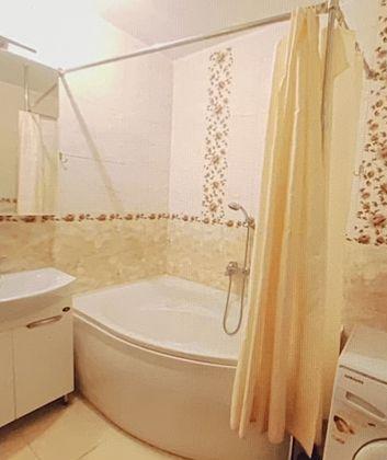 Продажа 2-комнатной квартиры, Краснодар, улица имени Калинина,  13к48