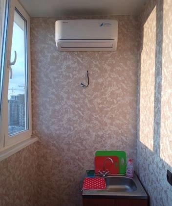 Продажа 1-комнатной квартиры, Краснодар, улица им. Героя Яцкова И.В.,  1/10