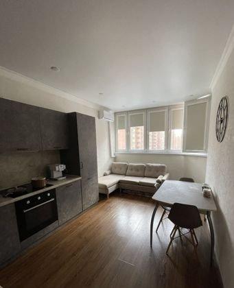 Продажа 1-комнатной квартиры, Краснодар, улица им. Героя Сарабеева В.И.,  5к3