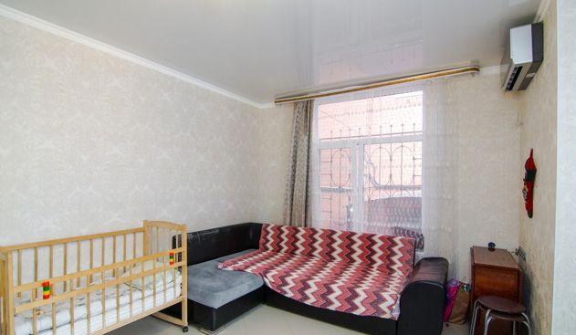 Продажа 2-комнатной квартиры, Краснодар, улица 1 Мая,  298