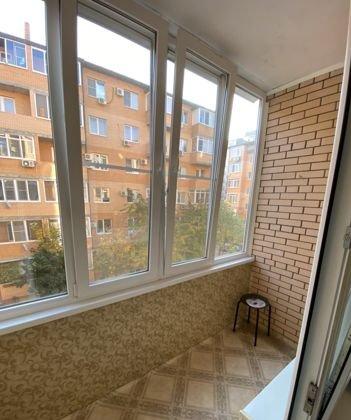 Продажа 1-комнатной квартиры, Краснодар, улица имени Сергея Есенина,  129/8