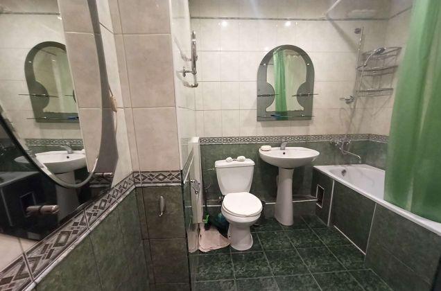 Продажа 2-комнатной квартиры, Краснодар, улица 70-летия Октября,  14