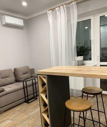 Продажа 1-комнатной квартиры, Краснодар, улица Симиренко,  71к2