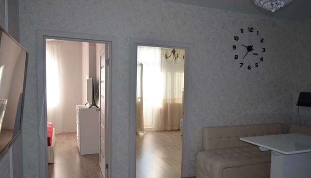 Продажа 2-комнатной квартиры, Краснодар, улица им. Героя Яцкова И.В.,  13