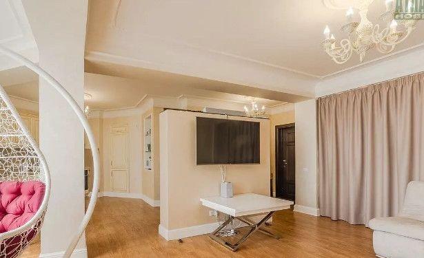 Продажа 1-комнатной квартиры, Краснодар, улица Воровского,  180