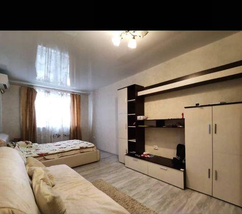 Продажа 1-комнатной квартиры, Краснодар, улица Симиренко,  39