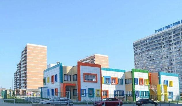 Продажа 2-комнатной квартиры, Краснодар, улица Григория Пономаренко,  43