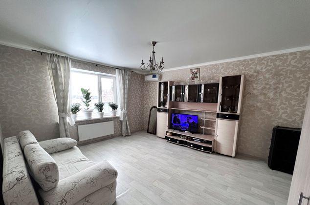 Продажа 2-комнатной квартиры, Краснодар, Измаильская улица,  74к9