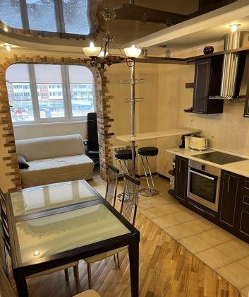 Продажа 2-комнатной квартиры, Краснодар, улица имени Калинина,  13к60