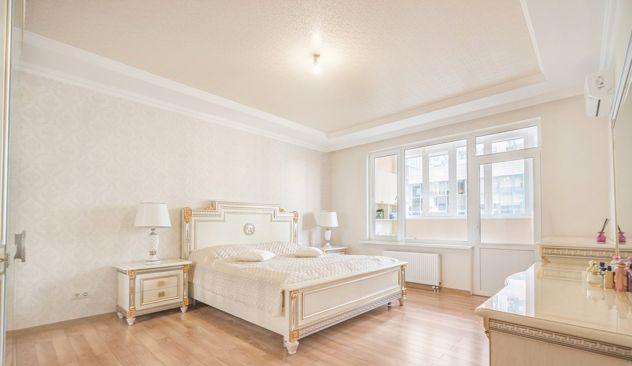 Продажа 3-комнатной квартиры, Краснодар, Кубанская набережная,  33