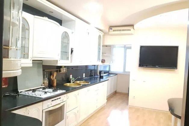 Продажа 2-комнатной квартиры, Краснодар, улица Красных Партизан,  559