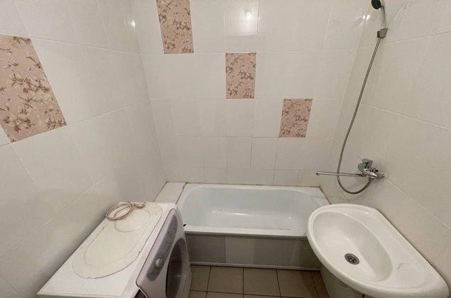 Продажа 1-комнатной квартиры, Краснодар, улица Академика Лукьяненко,  8