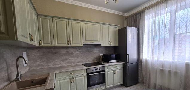 Продажа 3-комнатной квартиры, Краснодар, Казбекская улица,  13