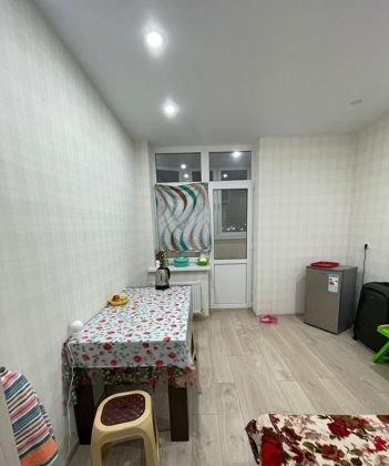 Продажа 1-комнатной квартиры, Краснодар, улица имени Героя Николая Шевелёва,  5