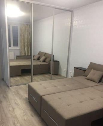 Продажа 1-комнатной квартиры, Краснодар, улица Володи Головатого,  174