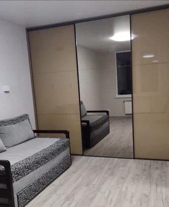 Продажа 1-комнатной квартиры, Краснодар, улица Симиренко,  37к2